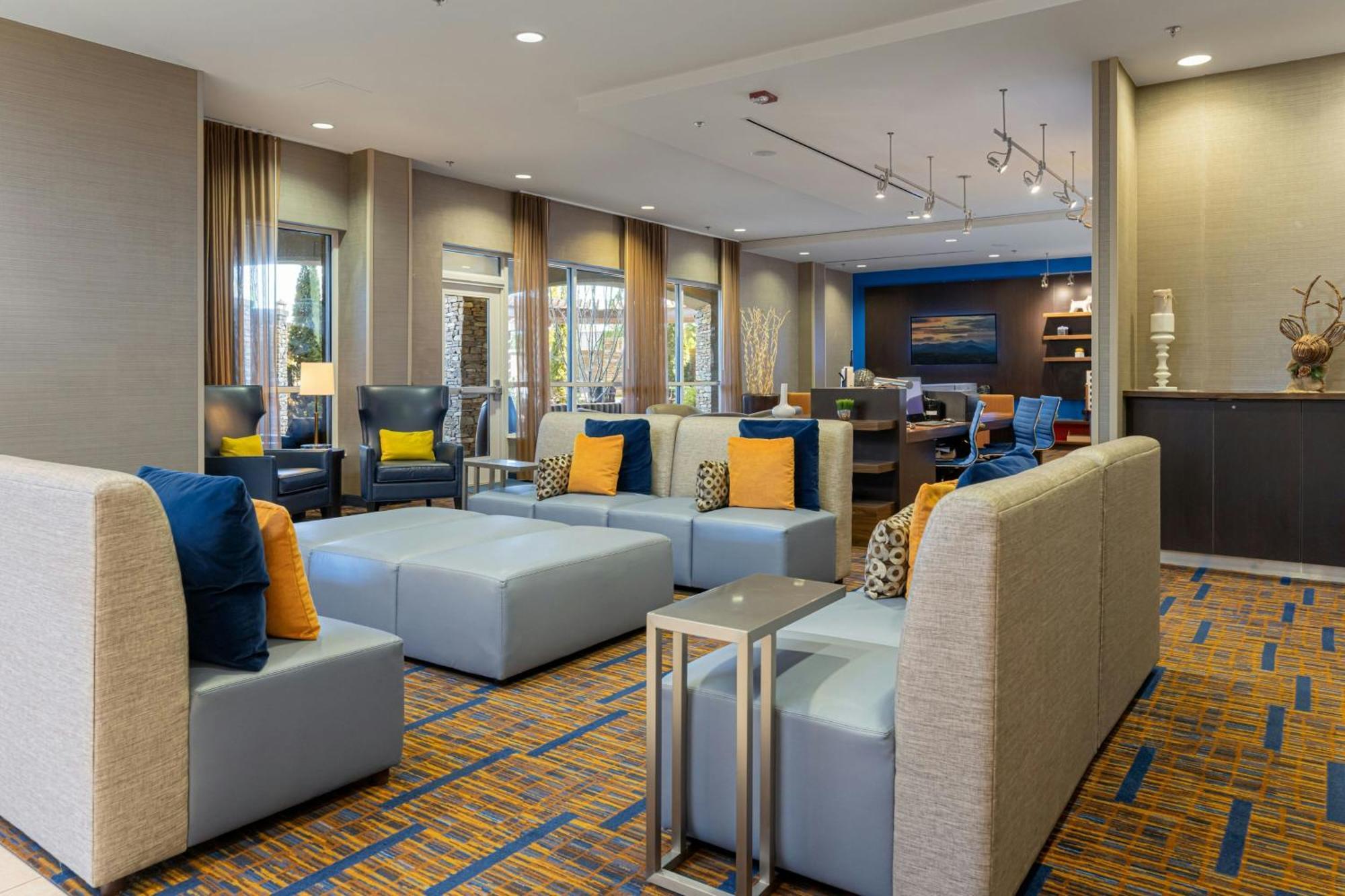 Courtyard By Marriott Asheville Airport Fletcher Exteriér fotografie