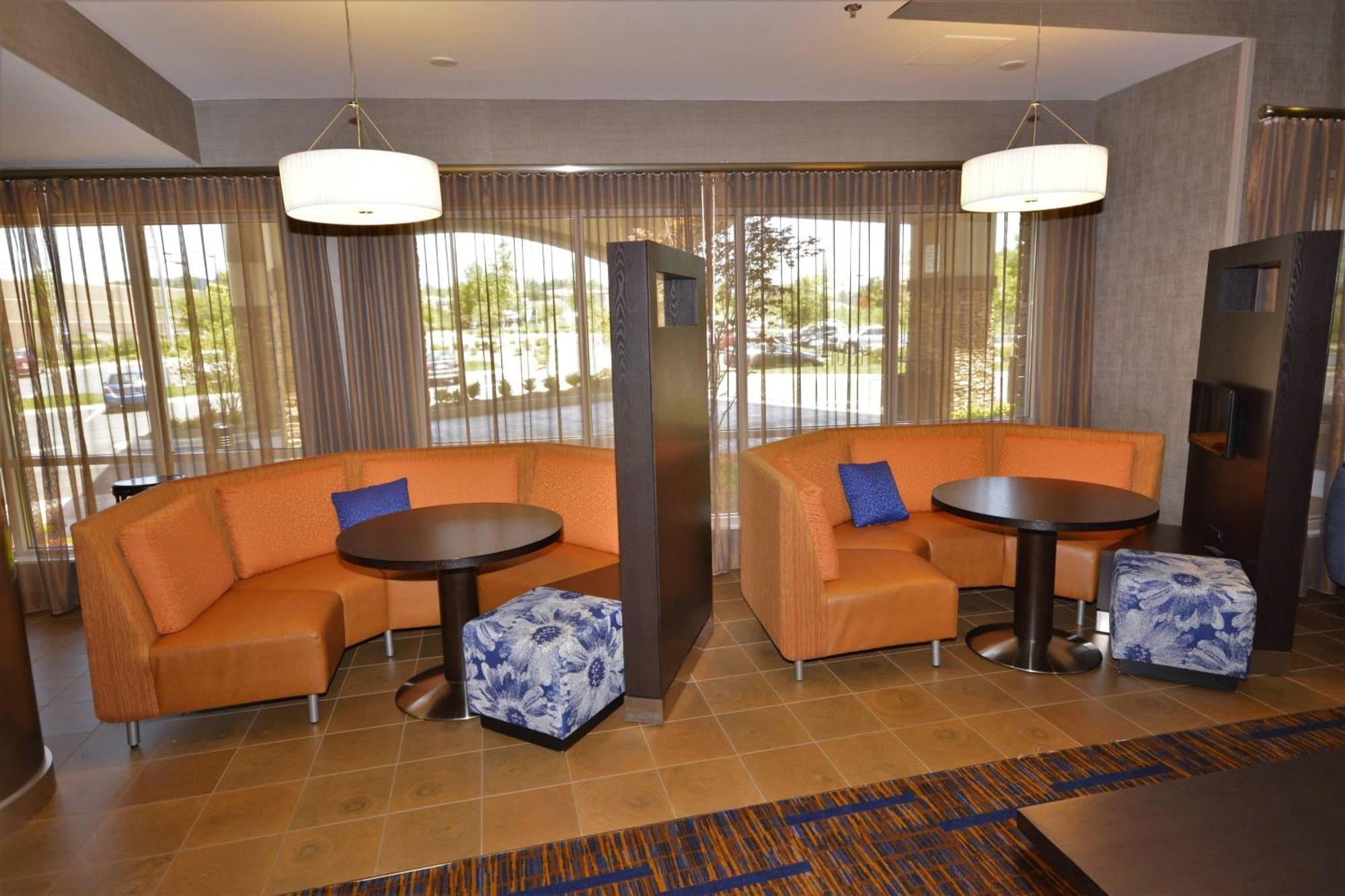 Courtyard By Marriott Asheville Airport Fletcher Exteriér fotografie