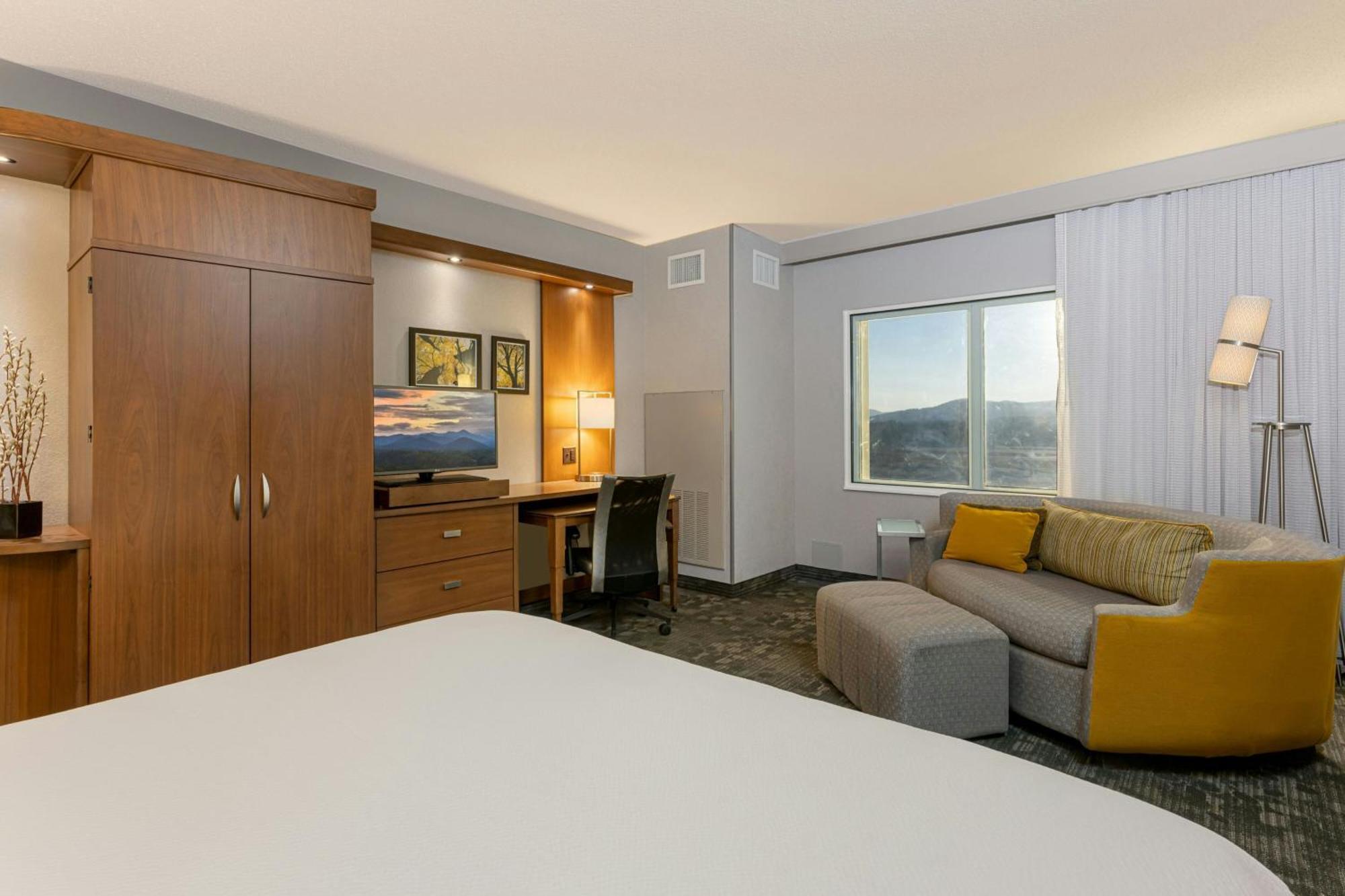 Courtyard By Marriott Asheville Airport Fletcher Exteriér fotografie