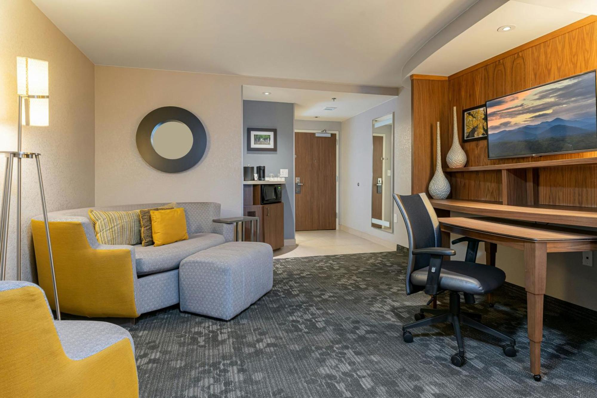 Courtyard By Marriott Asheville Airport Fletcher Exteriér fotografie